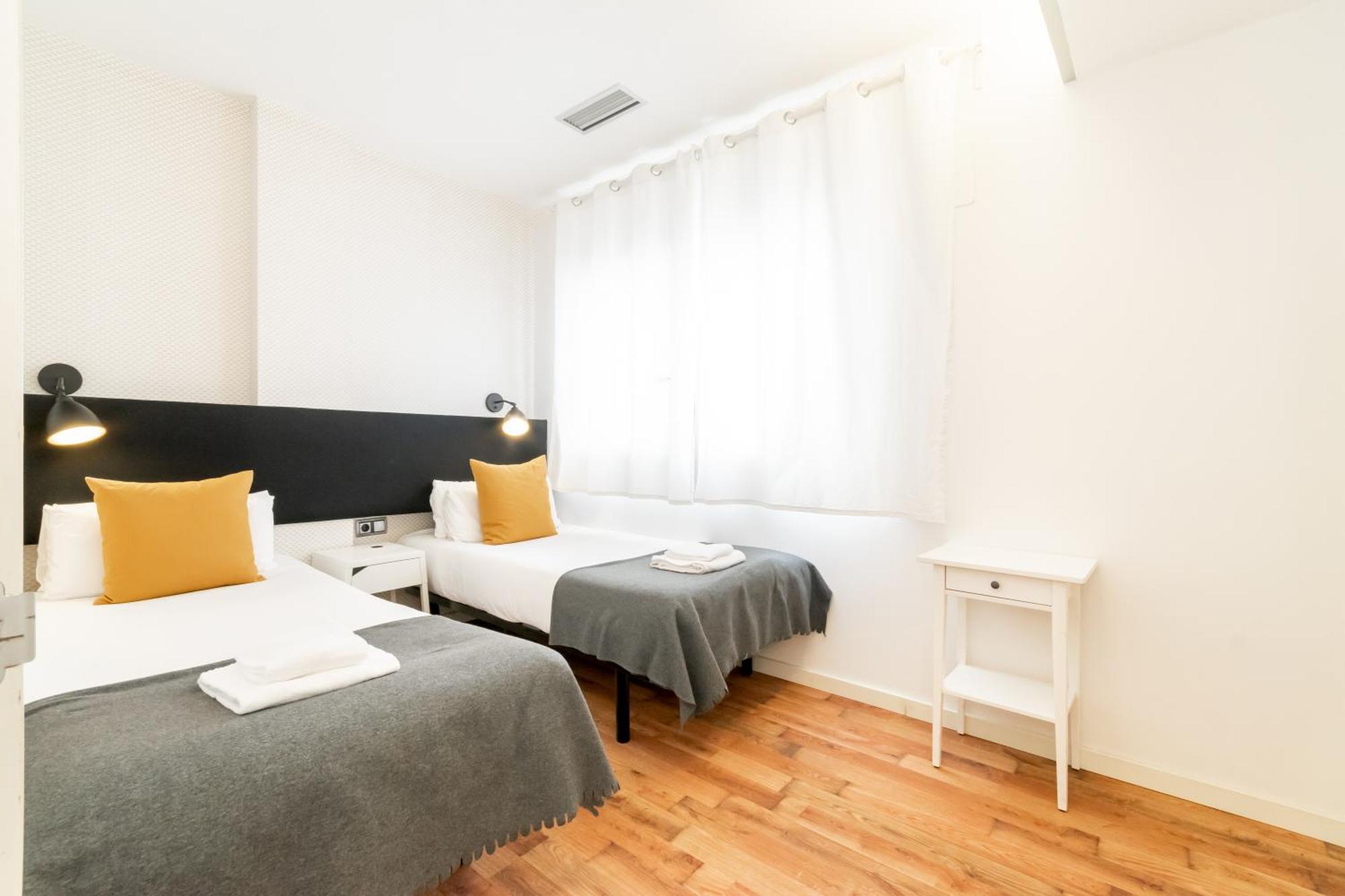 Unique Rentals - Placa Catalunya Central Apartments Барселона Экстерьер фото