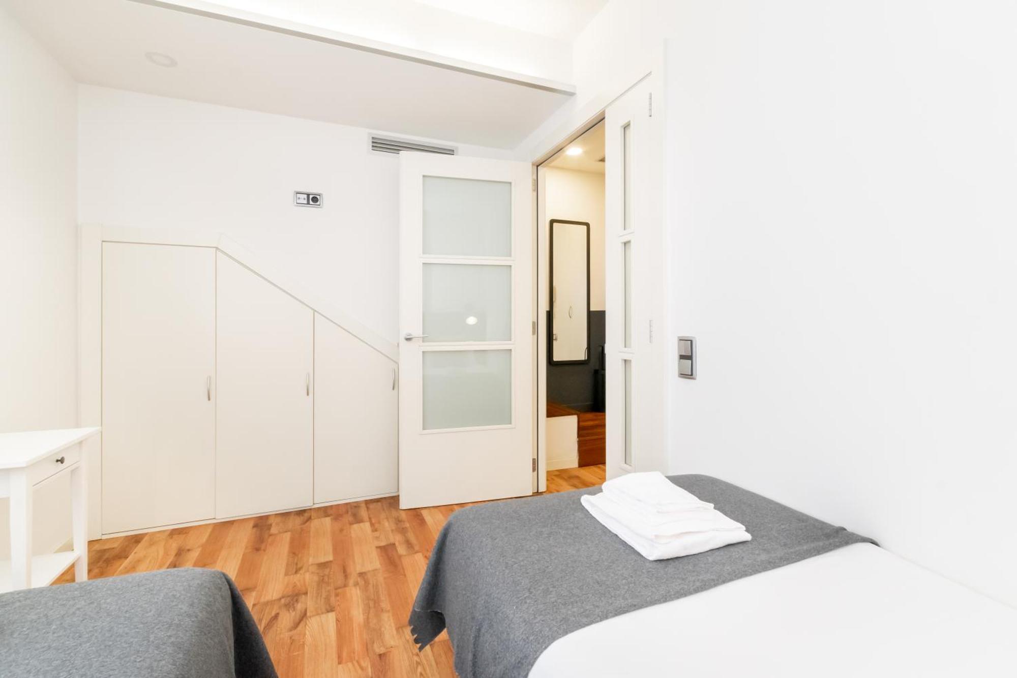 Unique Rentals - Placa Catalunya Central Apartments Барселона Экстерьер фото