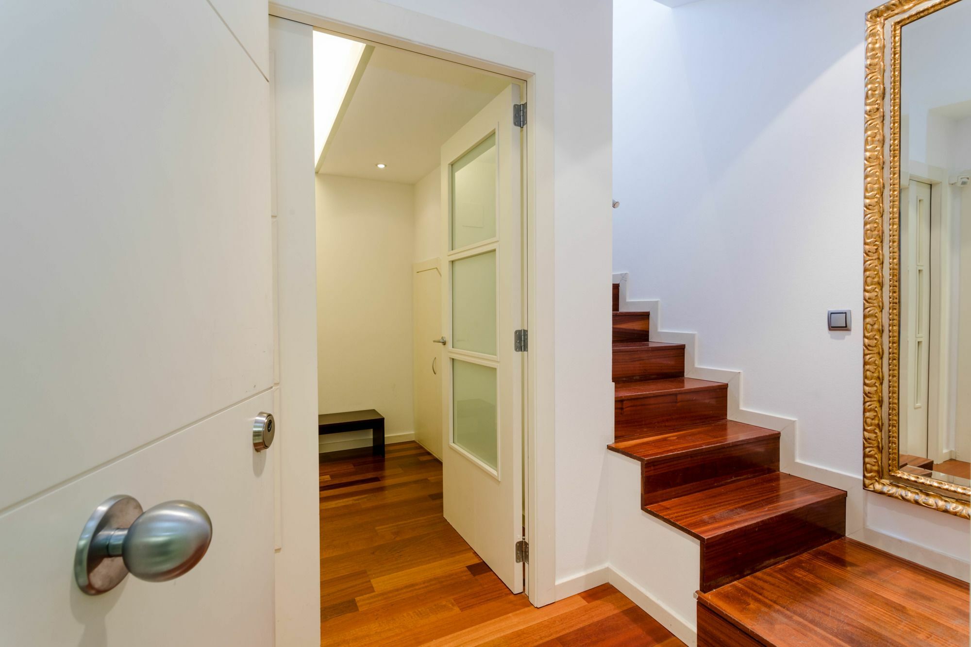 Unique Rentals - Placa Catalunya Central Apartments Барселона Экстерьер фото