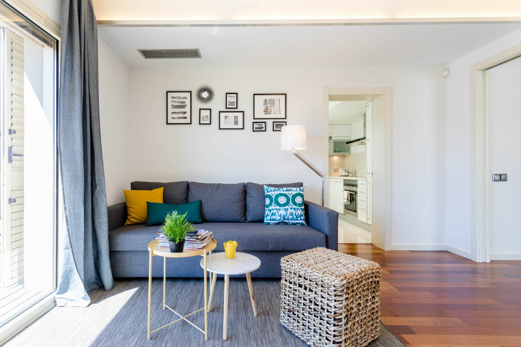 Unique Rentals - Placa Catalunya Central Apartments Барселона Экстерьер фото